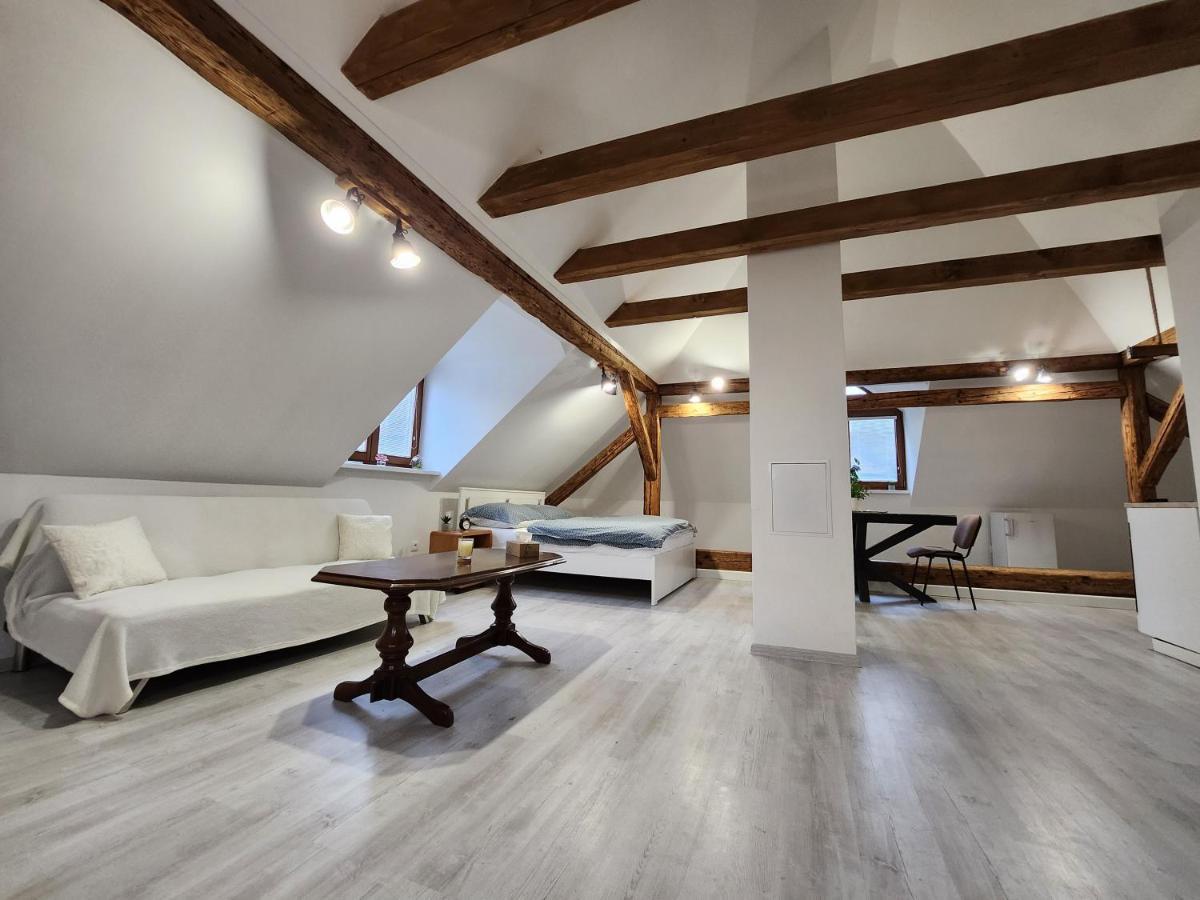 Apartmán 450 m od centra Bojníc Bojnice Exterior foto
